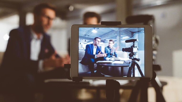 Creation of B2B video marketing content